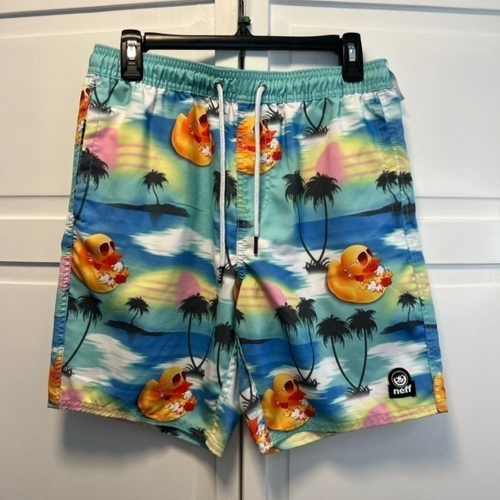 Neff Lucky Duck Men’s Swim Shorts/Trunks Size Small Multicolor